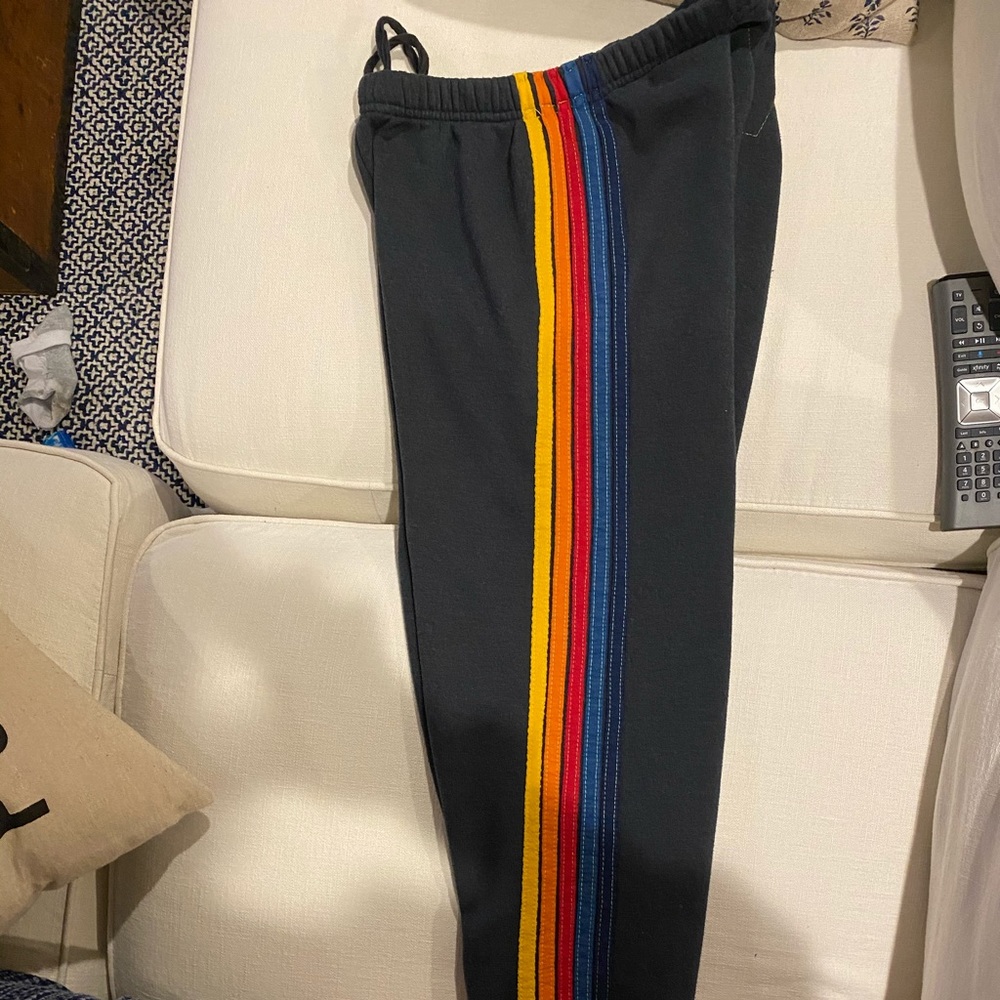 Sold on mercari don’t buy